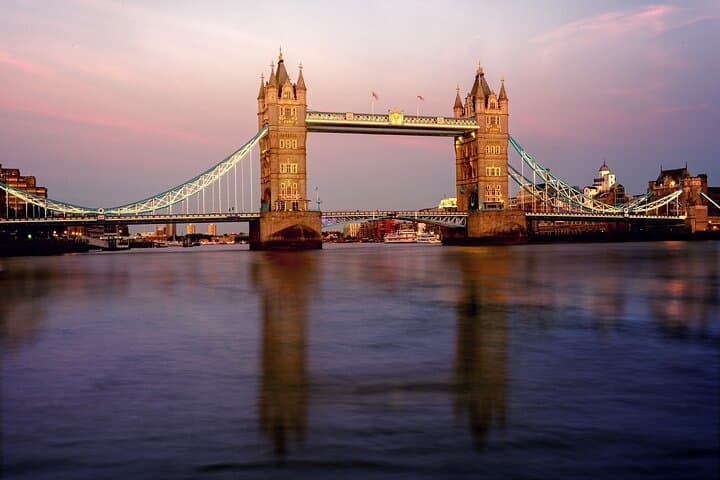 Full Day London Private Tour with Admission to Iconic Landmarks