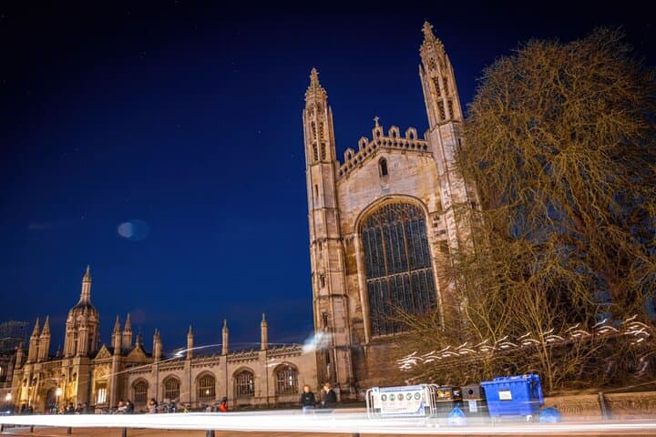 Private Historic Legends Walking Tour in Cambridge
