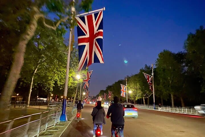 London by night- E-bike tour