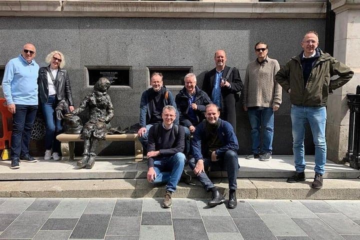 Beatles Famous Walking Tour of Liverpool - Shore Excursion
