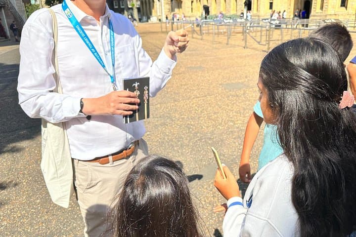 Tower of London for kids & families Private Guided Tour with pre-booked Tickets