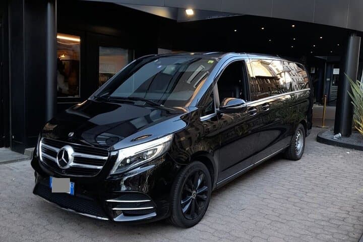 Private Transfer from London City Hotels to Dover Cruise Port