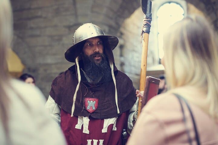 90 minute Old Newcastle Walking Tour - FREE castle entry included