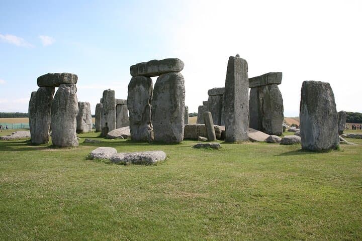 Stonehenge Pre Cruise Private Tour from London to Southampton