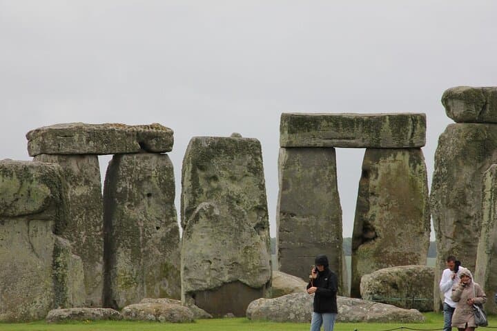 Stonehenge Pre Cruise Private Tour from London to Southampton