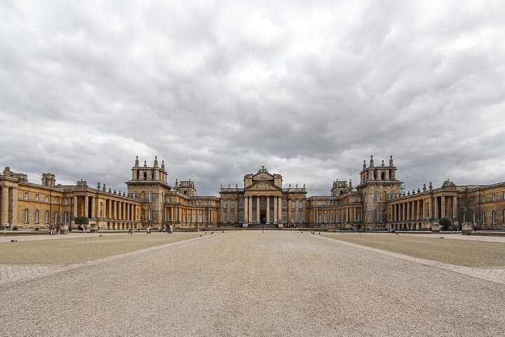 Blenheim Palace in a Day Private Tour with Admission