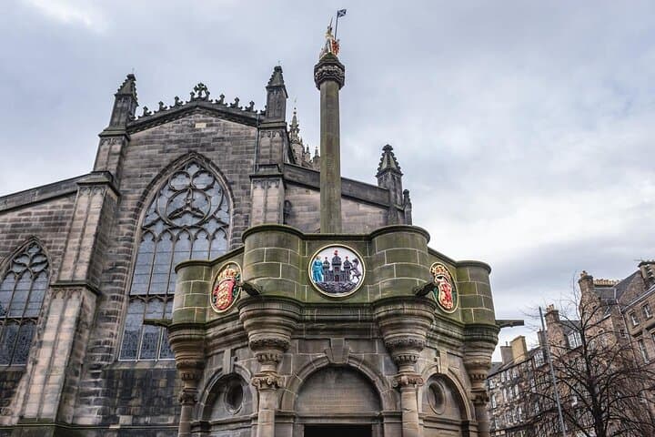 Private Edinburgh Walking Tour: St Giles’ Cathedral & Old Town