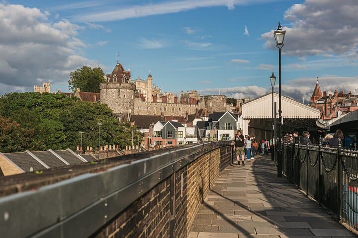 Windsor Castle Bath and Stonehenge Tour