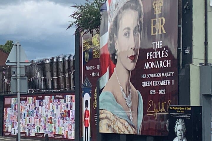 Belfast city and Mural 4 hour tour