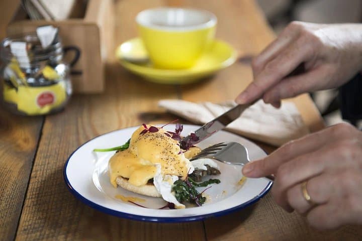 Harrogate Food & History Tour with local guide