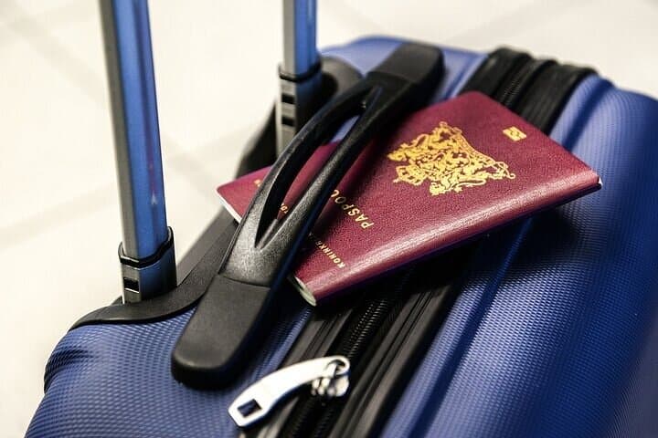 Transfer from London City Center to London Airport (LCY)