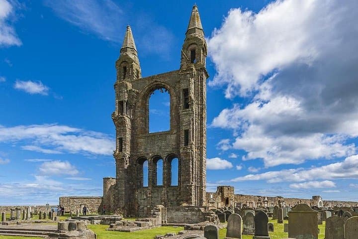 Private Ghost Walking Tour in Medieval St. Andrews