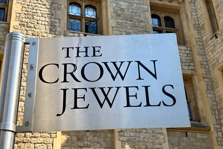 Tower of London Private Tour with Blue Badge Guide