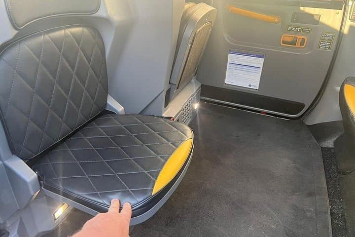 Heathrow Airport to Central London: Private Transfer by Black Cab