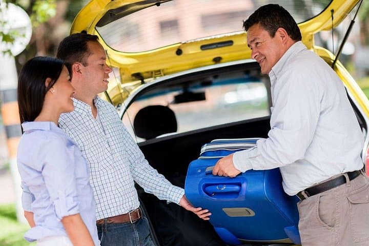 Private Oneway Airport Transfer London to London Heathrow Airport