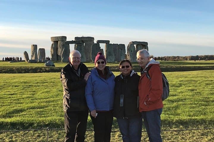 Full Day Tour Stonehenge and Windsor