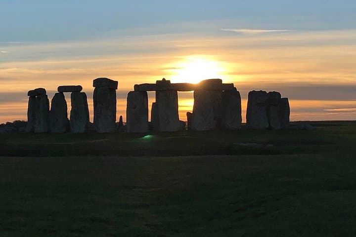 Full Day Tour Stonehenge and Windsor