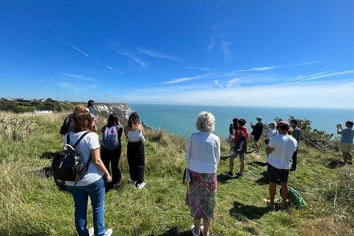 Leeds Castle, Canterbury, Dover & Greenwich Cruise from London