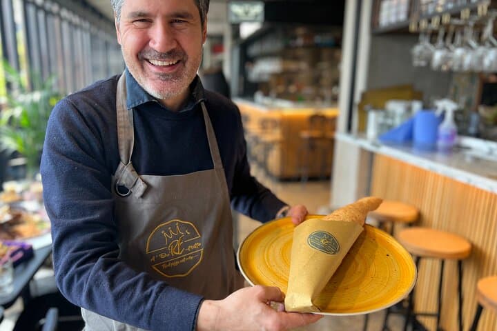 Official Camden Market Food Tour with 7 Street Food Tastings
