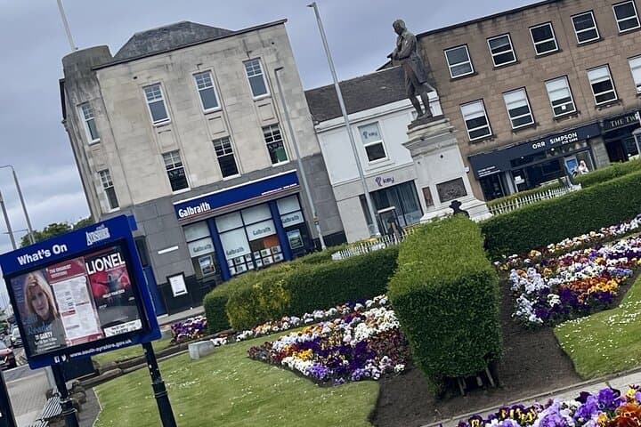 Escape Burns' Hame Toun: Outdoor Puzzle Game in Ayr