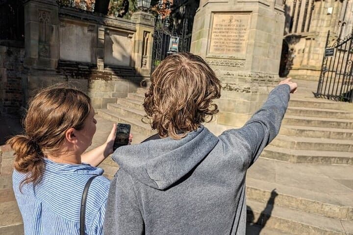 Adventure seekers uncovering hidden secrets and enjoying every twist of the treasure hunt journey in Nottingham. Join the fun!