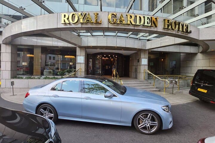 Cambridge Connection: An Elegant Transfer from Heathrow Airport