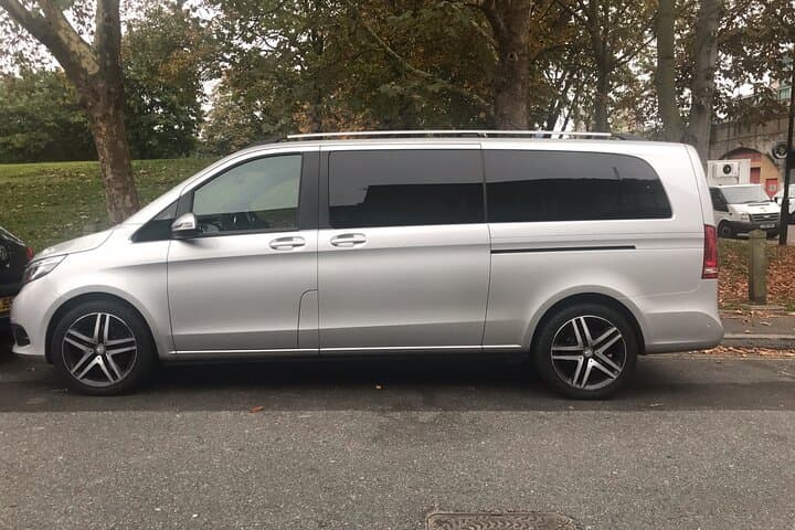 Transfer from Heathrow Airport to London hotel on private car