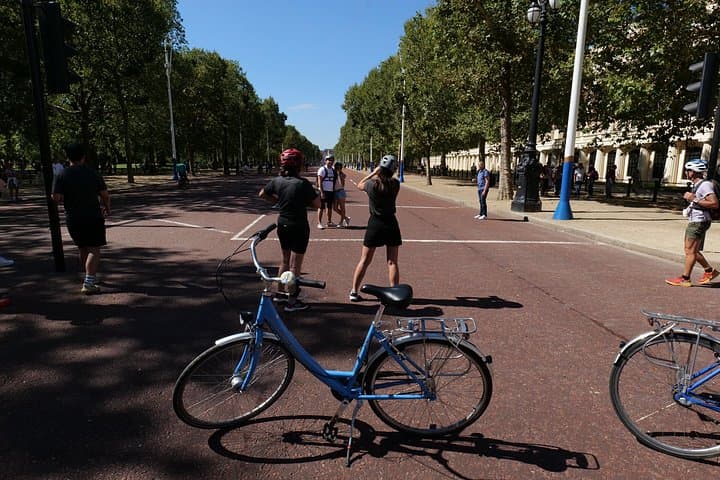 Private Bike or eBike Gold Classic Tour London