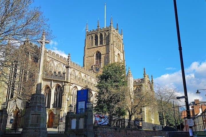 Maid Marian and Robin Hood Quest Experience in Nottingham