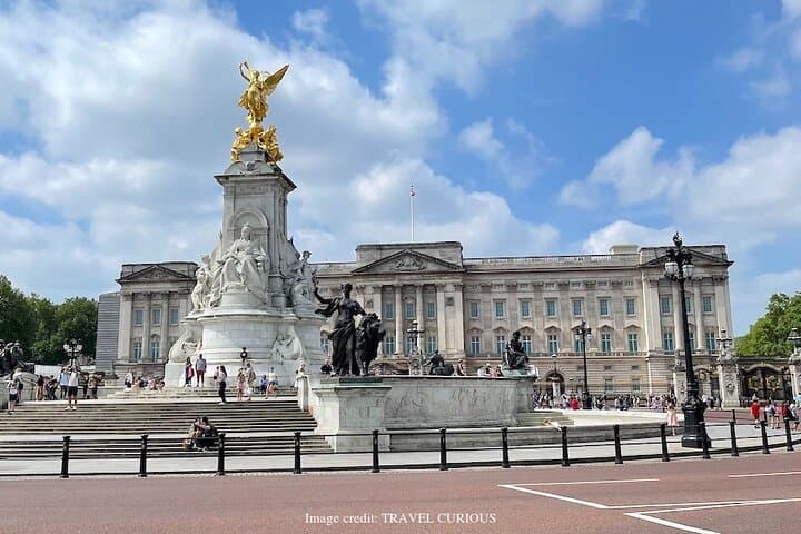 Tower of London & the Heart of Westminster: Private Half-Day Tour