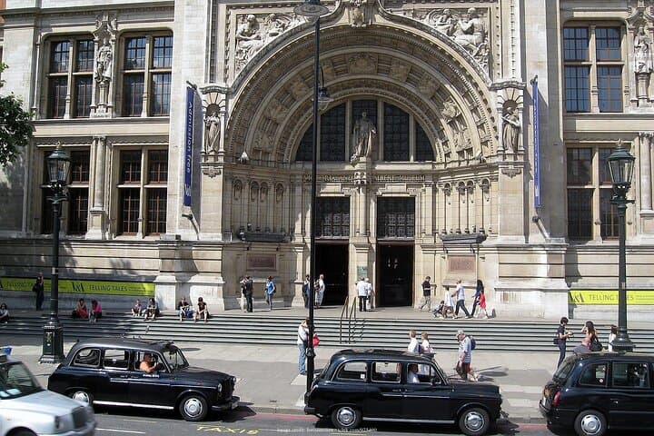 Kensington Private 4h Tour Including The Victoria & Albert Museum