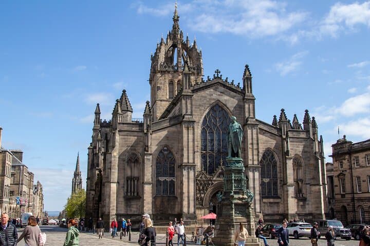 Full Day Private Shore Tour in Edinburgh from Newhaven Port
