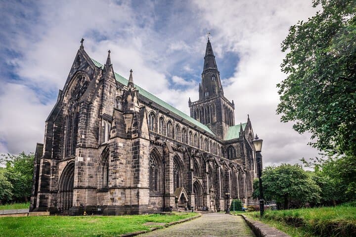 Full Day Private Shore Tour in Glasgow from Newhaven Port