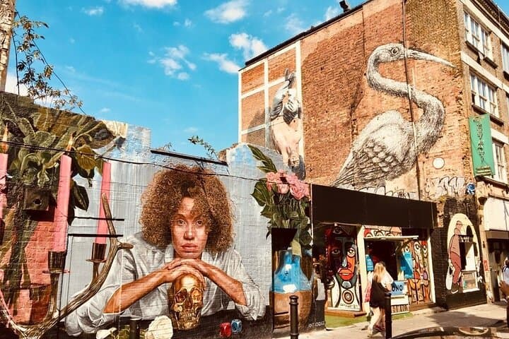 Street Art Walking Tour and Workshop in London