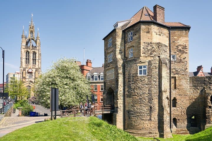 Private Heritage Walking Tour in Newcastle Old Town