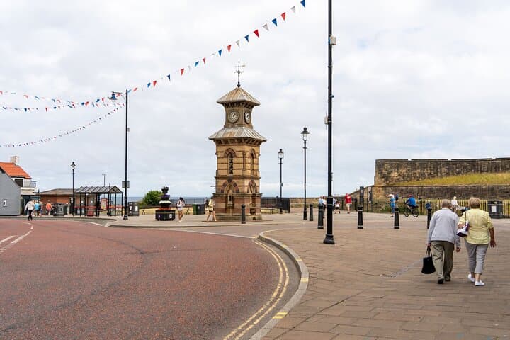 Private Cultural Coastal Tour from Newcastle Heritage Trail