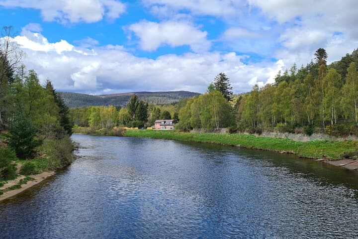 River Dee & Hills