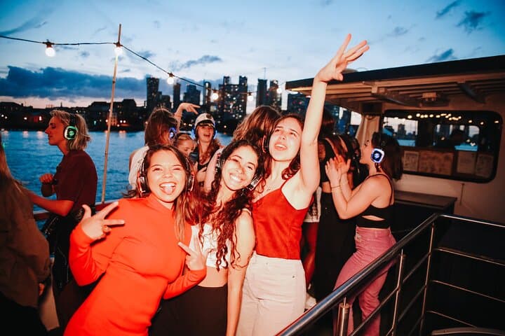 Silent Disco London Thames Boat Party