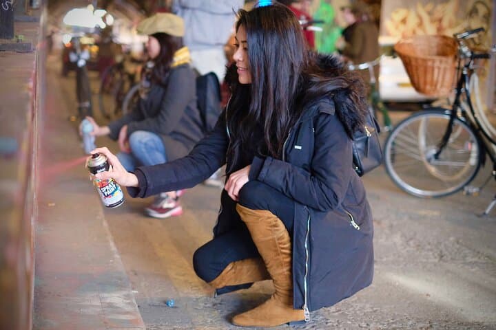 Try street art in a legal graffiti zone