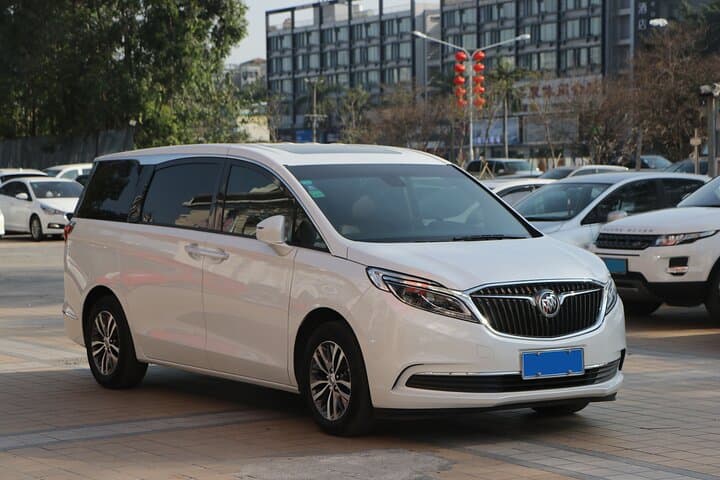 Bournemouth Airport BOH to Bournemouth - Arrival Private Transfer