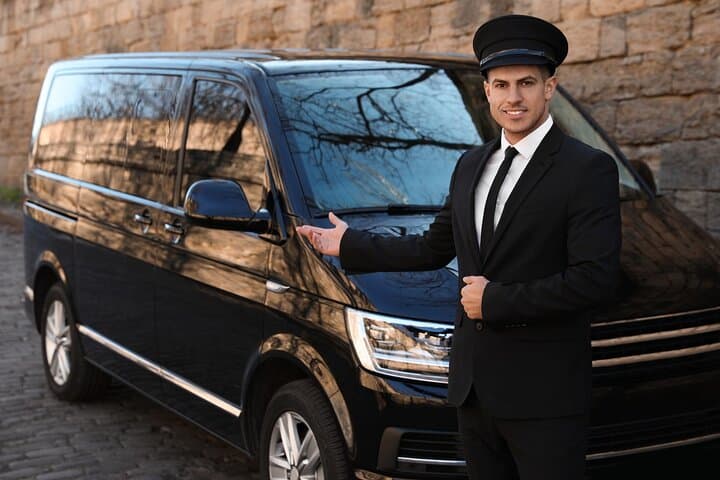 Airport Transfers: London Heathrow Airport to City Center Hotel