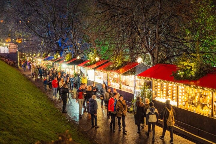 Edinburgh Holiday Food Tour: Donuts, Pastries, & Sweet Treats