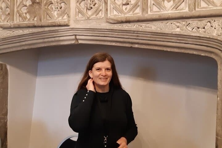 Tudor mantlepiece