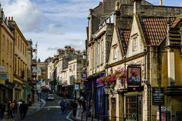 Bath Bridgeton Shoot Locations Walking Tour with an APP