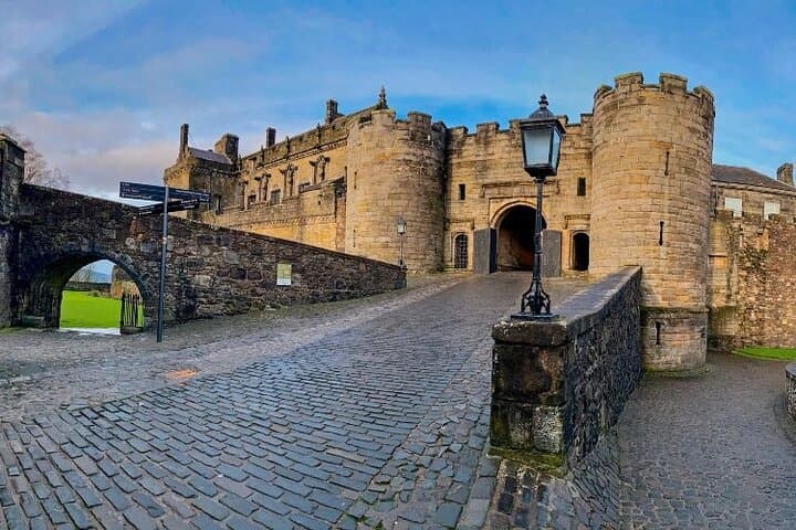 Highlights of Scotland Private Day Tour and Shore Excursion from Glasgow and Greenock Cruise Port