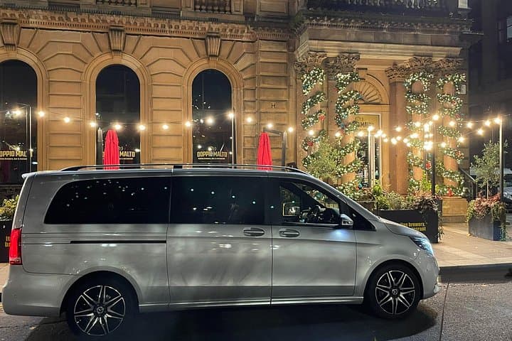 Private Airport transfer from Glasgow Airport to Edinburgh City