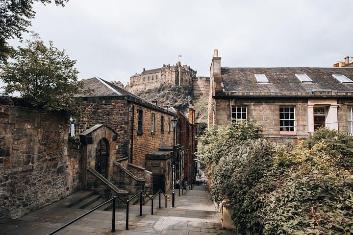 Old Town's Highlights Walking Tour in Edinburgh