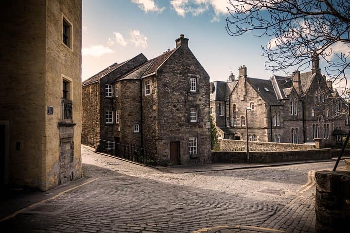 Old Town's Highlights Walking Tour in Edinburgh