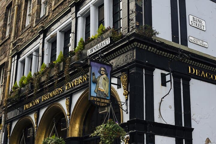 Pubs Tour: The history of Pubs and Drinking in Scotland.