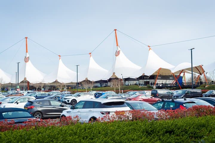 Private Shopping Tour from London hotels to Outlet Ashford